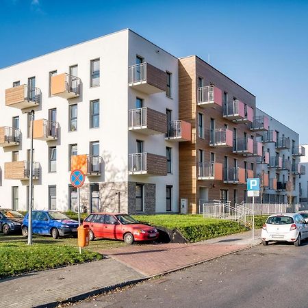 1555 Apartments II Z Miejscem Parkingowym Torun Exterior photo